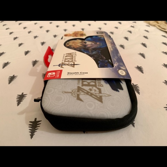 ✨NWT✨Stealth Case Nintendo Switch Zelda - Picture 4 of 4